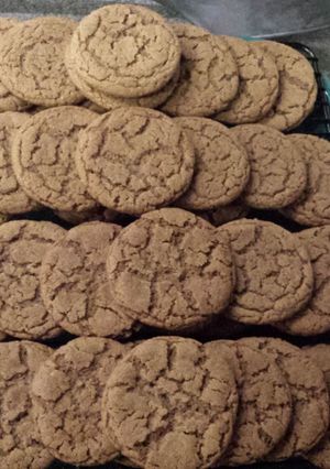 A picture of Molasses crinkles.