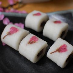 Sakura Cherry Blossom Confectionery A picture of Sakura Cherry Blossom Confectionery.