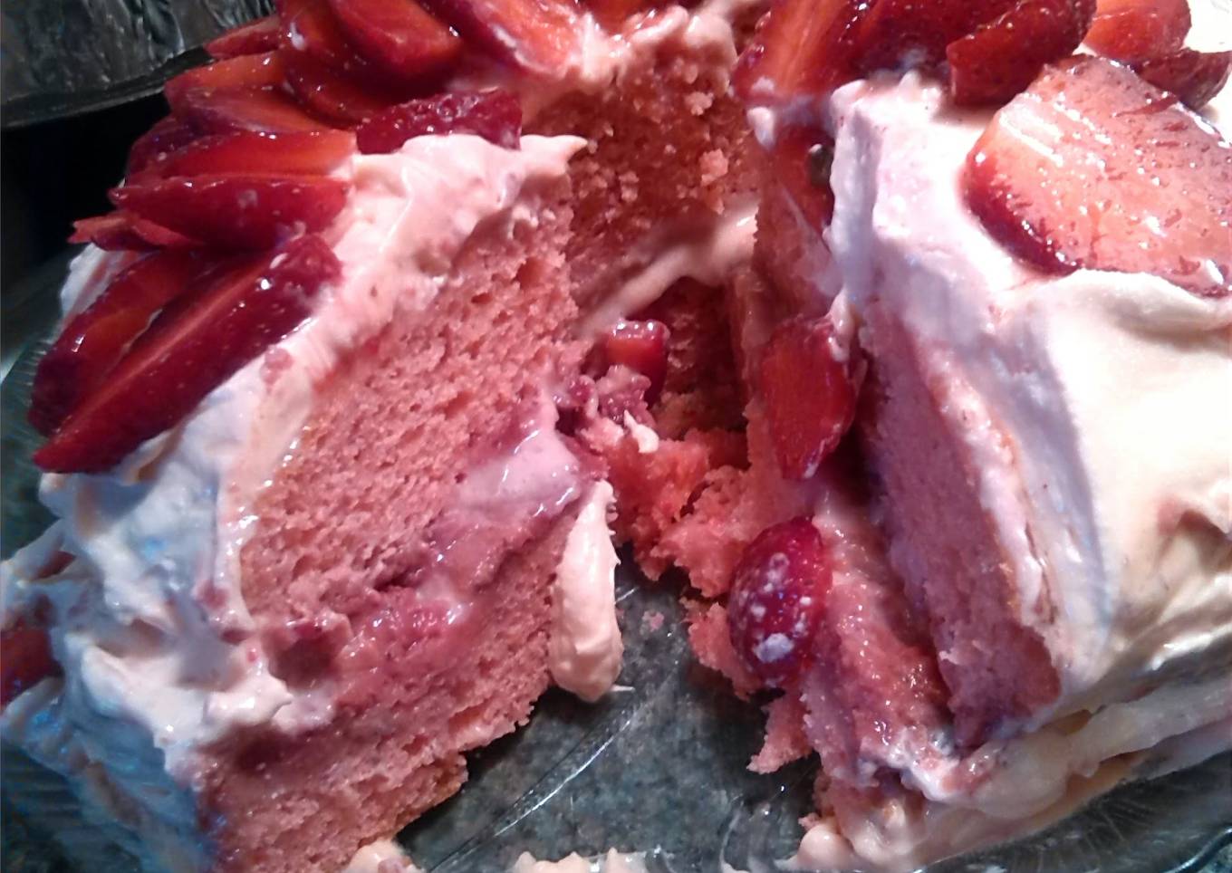 Double delight strawberry cake