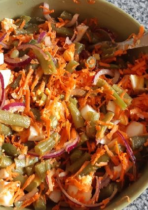 Una foto de Ensalada de Chaucha y varias cositas más