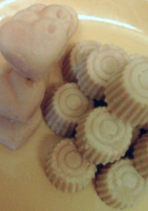 A picture of Irmgards homemade Vanilla Sugar Fudge 😆.