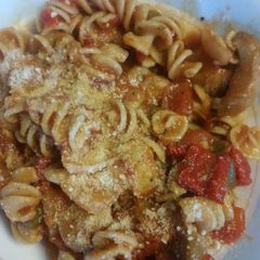 A picture of Kitchen sink goulash.