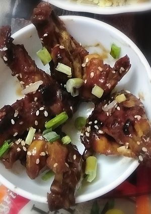 A picture of SPICY HOT AND SOUR WINGS 😋.