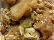 A picture of apple crisp