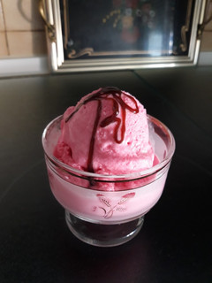 Una foto de Helado de granadina, en Thermomix