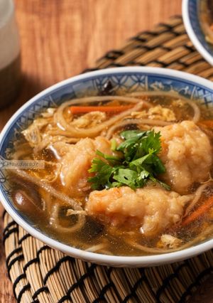 A picture of Cuttlefish and Shrimp Paste Soup.