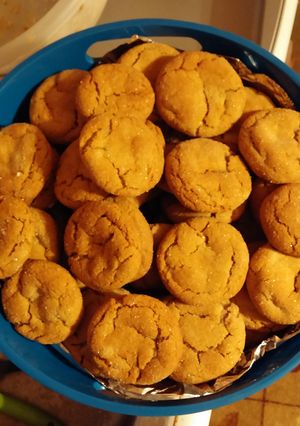 A picture of Honey Cookies.