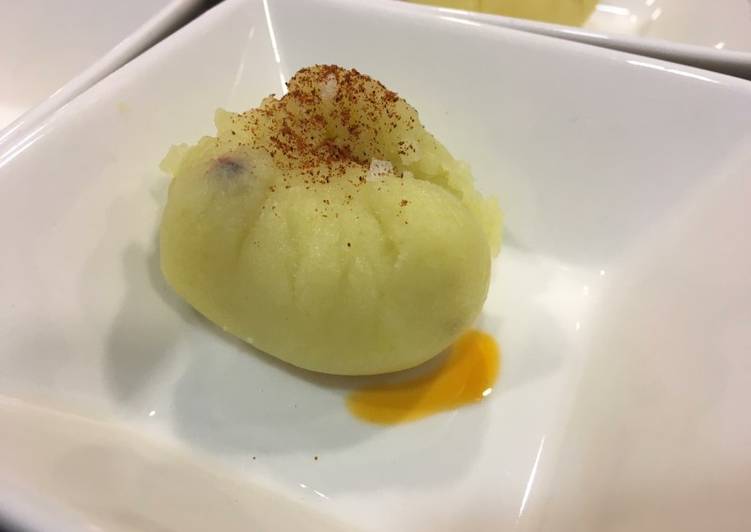 Bolitas de patata con pulpo gallego