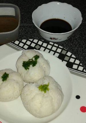 Una foto de Bolas de arroz rellenas con carne molida