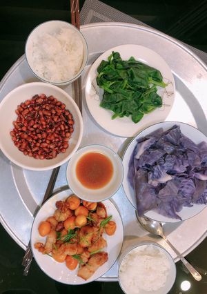 Hình của món Mâm cơm nhỏ của Trang 41.
