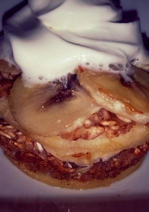 A picture of Apple Banana BOAT (Baked oatmeal).