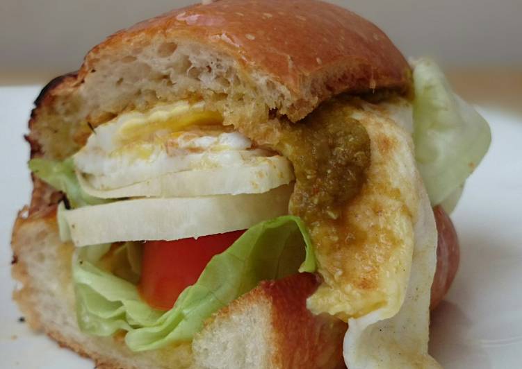 Easiest Way to Prepare Favorite Simple Egg Burger