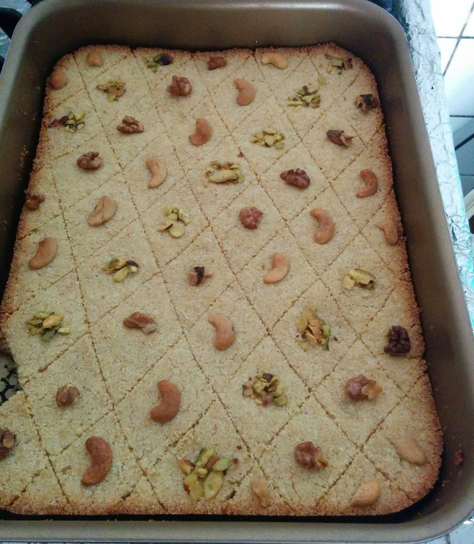 A picture of Semolina Cake.