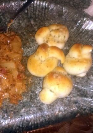 A picture of Parmesan garlic knots.