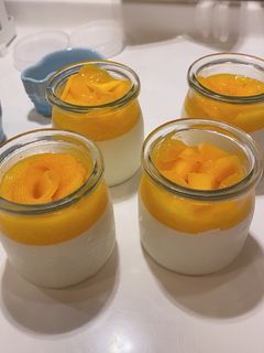 芒果鮮奶酪 的食譜成品照片