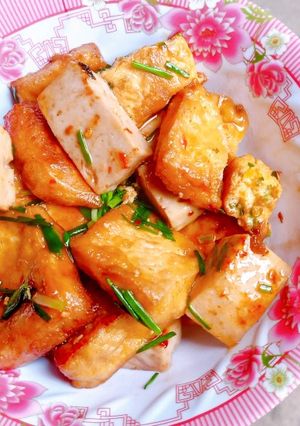 Hình của món Đậu phụ giò nạc sốt mắm ớt.
