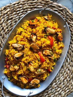 Una foto de Económico y rápido arroz de atún y mejillones en lata con Olla GM H