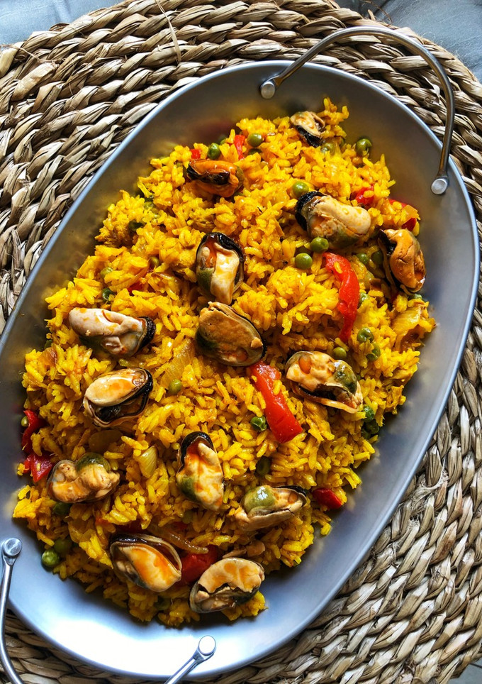 Una foto de Económico y rápido arroz de atún y mejillones en lata con Olla GM H
