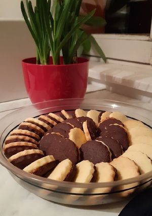 Gluténmentes kakaós-vaníliás linzer recept fotója