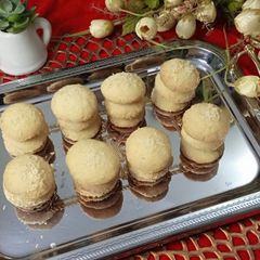 A picture of Coconut Cookies.