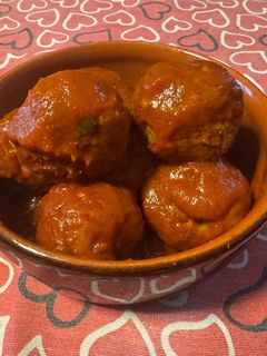Foto di Polpette di carne, con melanzane, prosciutto e mozzarella