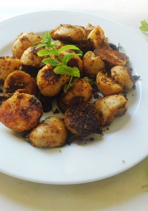 A picture of Roasted Baby Potatoes.