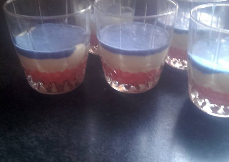 Mandys 4th of July mousse