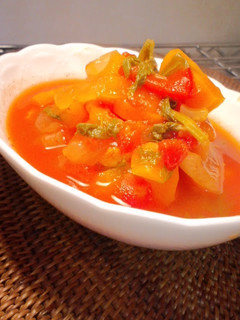 A picture of Fat Burning Tomato Soup With Chicken Tenders.