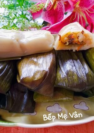 Hình của món Bánh ít gói lá chuối nhân đậu xanh,thịt heo,nấm mèo.