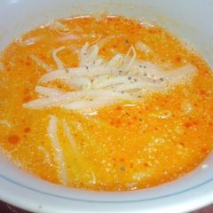 A picture of Easy Dandan Noodle-style Soup with Bean Sprouts.