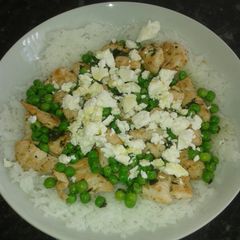 A picture of Greek style turkey rice.