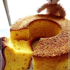 Halloween Kabocha Squash Chiffon Cake A picture of Halloween Kabocha Squash Chiffon Cake.