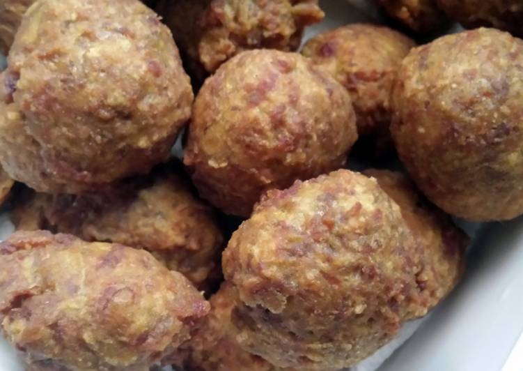 Tasty And Delicious of Fried Curry Beef Balls