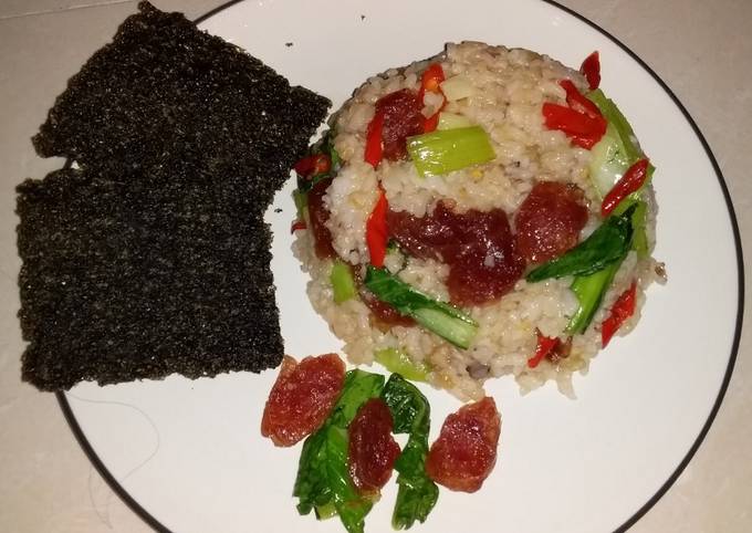 Bagaimana Menyiapkan Nasi Goreng Lap chiong (Non halal), Lezat