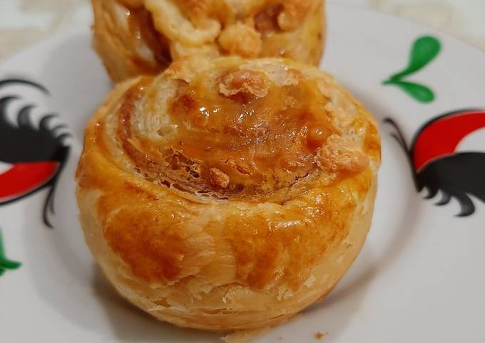 Puff Pastry Smoked Beef Roll