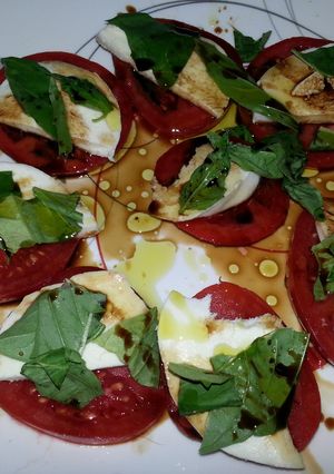 A picture of Mozzarella alla Capresse.