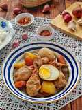 Semur Ayam dengan Kurma