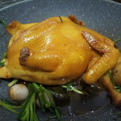 A picture of Easy Chinese Soya Sauce Chicken 豉油雞 Silky Smooth.