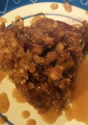 A picture of Caramel Walnut Cake.