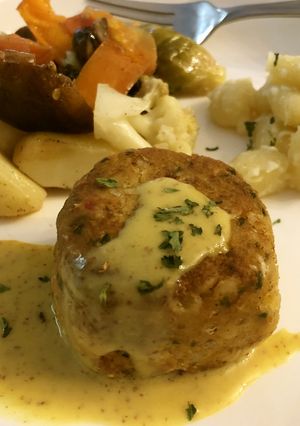 A picture of American Crab Cakes.