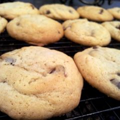 A picture of Alice's Chewy Halva Cookies.
