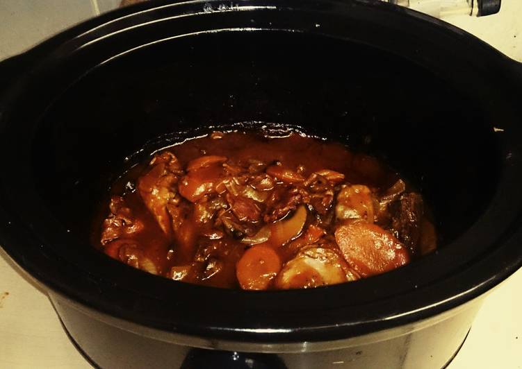 Step-by-Step Guide to Cook Tasty Tex&#39;s Killer Slow Cooker Coq Au Vin 🐔🐷 🍷🍅