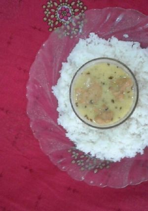 पकौड़ा कड़ी (pakoda kadhi recipe in Hindi) रेसिपी मुख्य फोटो