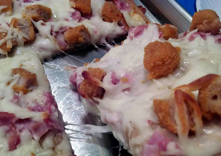 Steps to Prepare Homemade Chicken Cordon Bleu Pizza