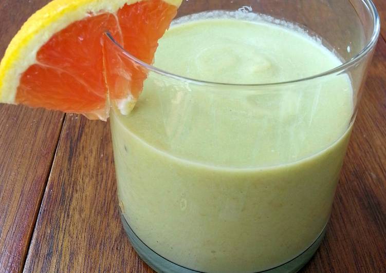 Recipe of Perfect Avocado And Grapefruit Smoothies