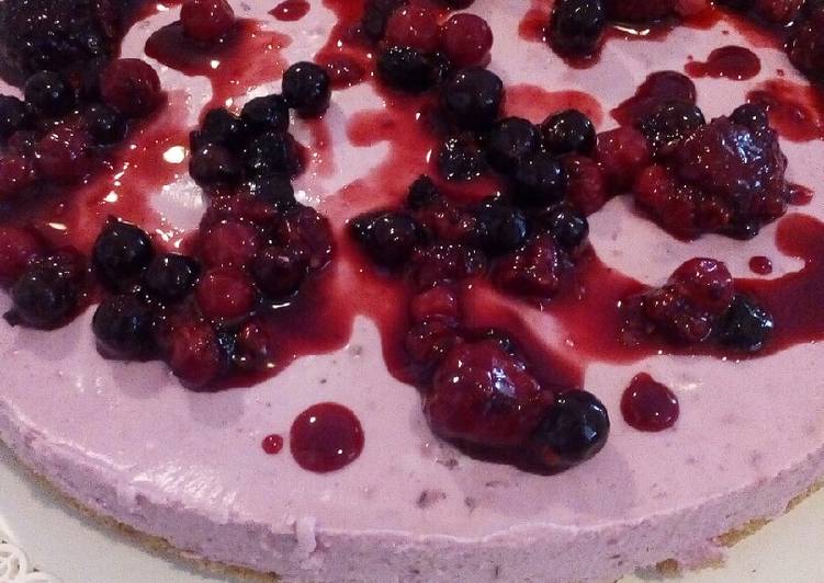 Step-by-Step Guide to Make Fatto in casa super veloce Cheesecake ai frutti di bosco 🍓🍰
