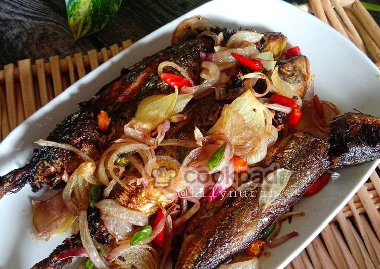 Resipi Ikan Rebus Goreng Oleh Lily Suryani Mohd Ali Cookpad