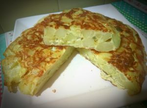 Una foto de Tortilla con papa hervida