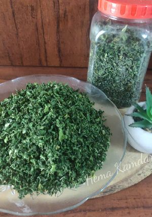 કસૂરી મેથી (Kasoori Methi Recipe In Gujarati) રેસીપી મુખ્ય ફોટો
