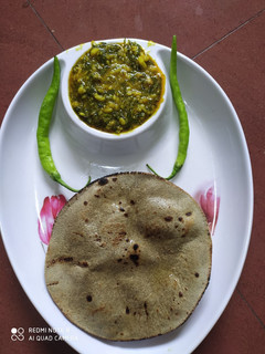 મગ ની દાળ સુવા ભાજી નુ શાક (Moong Dal Suva Bhaji Shak Recipe In Gujarati) રેસીપી મુખ્ય ફોટો